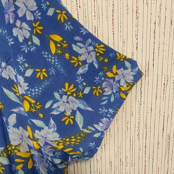 Woman Within Blue and Yellow Floral Crinkle Texture 1X Dress for any Events - Picture 3 of 7